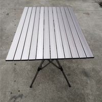 Table de pique-nique pliable portable en aluminium léger Onwaysports pour le camping