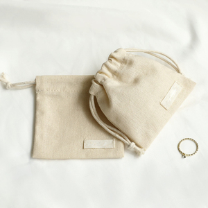 Sac en coton avec cordon de serrage et logo personnalisé, emballage cadeau pour bagues, boucles d'oreilles, colliers, pochette à bijoux - Product Image 2