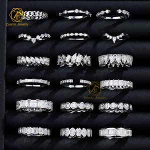 Bague éternelle en or pur 18k 14k avec diamant synthétique de laboratoire certifié IGI, taille ovale émeraude, pavé, sertie de bézel - Product Image 3