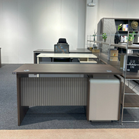 Table de bureau à prix réduit, bureau moderne et simple en mélamine, nouvelle collection 2025, provenance Chine Foshan