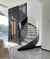 Catégorie d'ascenseurs Home Lift for Indoor Use Shaftless Design Attache des escaliers Capacité de poids de 400 kg Conceptions multiples Ascenseurs