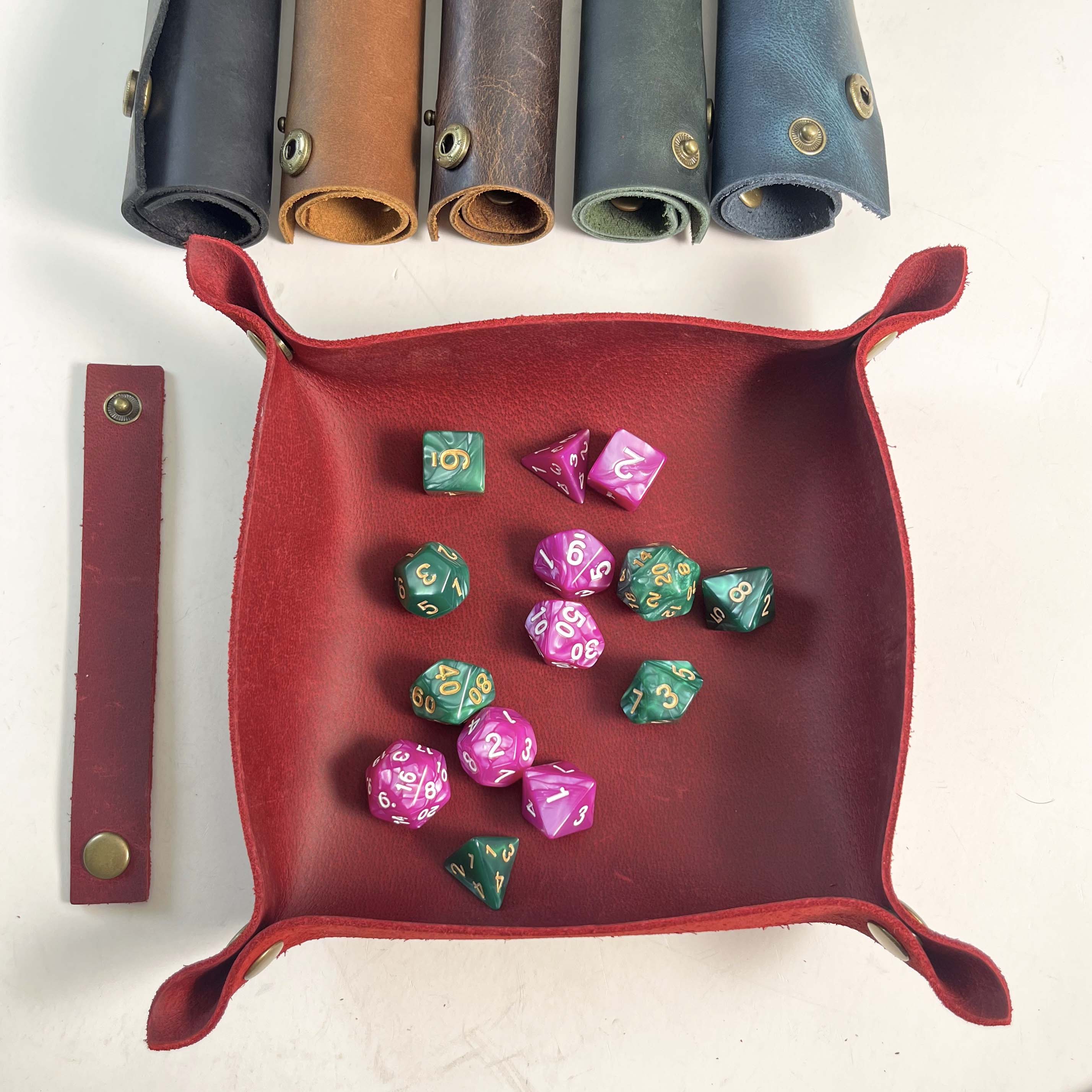 Red tray without dice