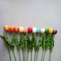 F-1216 Vente en gros de tulipes artificielles au toucher réel, fleurs artificielles très vendues, bulbes de tulipes artificielles hollandais, tulipes blanches en PU
