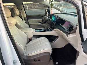 Denza D9 2022 DM-i 970 <span class=keywords><strong>d</strong></span>'<span class=keywords><strong>occasion</strong></span>, version haut <span class=keywords><strong>de</strong></span> gamme 7 places, MPV hybride intermédiaire-grand format, traction intégrale, conduite à gauche - Product Image 5