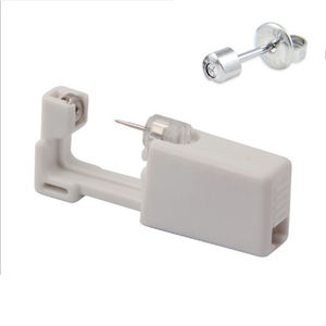 Kit de piercing d'oreille stérile jetable Cartilage <span class=keywords><strong>Tragus</strong></span> Helix Piercing Gun No Pain Piercer Tool Set Stud Jewelry - Product Image 5