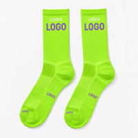 Chaussettes de cyclisme personnalisées respirantes, chaussettes de sport performantes, évacuation de l'humidité, vente en gros OEM avec logo pour le cyclisme sur route