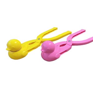Pince à boules <span class=keywords><strong>de</strong></span> <span class=keywords><strong>neige</strong></span> en plastique en forme <span class=keywords><strong>de</strong></span> canard pour enfants, jouet <span class=keywords><strong>de</strong></span> combat <span class=keywords><strong>de</strong></span> boules <span class=keywords><strong>de</strong></span> <span class=keywords><strong>neige</strong></span> pour sports d'hiver en extérieur - Product Image 5
