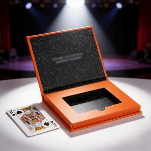 Boîte à accessoires magiques Ciel Étoilé Mystérieux - Boîtes rigides en papier style livre pour cartes à jouer, étui cadeau de scène à fermeture magnétique - Product Image 1