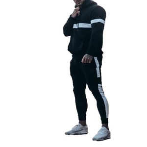 ชุดกีฬาผู้ชายแบบกำหนดเอง ชุดวอร์มผู้ชายไซส์ใหญ่ ชุดกีฬาผู้ชายพร้อมฮู้ด - Product Image 6