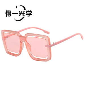 Oversized Square <b>Sunglasses</b> Black Frame Pc Lens Uv400 Protection For Women Fashion Sunscreen Travel Driving - Product Image 4
