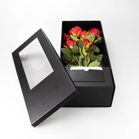 Dossier de luxe écologique pour fleurs de Noël romantiques avec fenêtre transparente, bouquets de vacances, lamination mate, impression en relief
