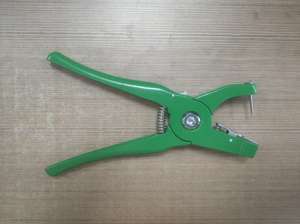 เครื่องมือติดป้ายหูสัตว์ เครื่องมือติดตั้งป้ายหูสำหรับปศุสัตว์ ที่หนีบป้ายหูสำหรับแกะ วัว ควาย หมู - Product Image 2
