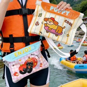Étui de téléphone flottant imperméable mignon et amusant avec bandoulière pour la natation, le rafting, le camping, sac en PVC unisexe - Product Image 1