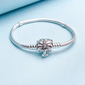 Pulsera de plata al por mayor de fábrica con cierre de plata Pulsera de mujer s925 Moments pulsera apta para Pandora bareclet