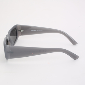 Gafas de Sol Unisex SP10332 con Protección UV400, Montura Completa y Diseño Moderno para Uso en Exteriores - Product Image 4