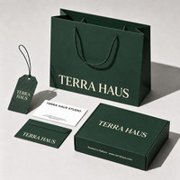 Boîtes d'expédition vertes personnalisées avec logo imprimé, matériaux recyclés, doublure en éponge pour l'emballage des vêtements, boîtes en papier avec logo