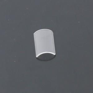 Composants en saphir incurvés sur mesure pour applications horlogères, anti-rayures et anti-corrosion - Product Image 1