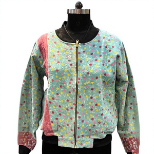 Veste bomber Kantha, style Rajasthani, matelassée, patchwork indien, florale, respirante, 100% coton, vintage, bohème - Product Image 1