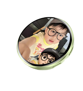 Badge électronique intelligent populaire à écran tactile IPS, affichage vidéo, photos, décorations, cadeau Saint-Valentin pour fans d'anime et de <span class=keywords><strong>manga</strong></span> E87 - Product Image 1