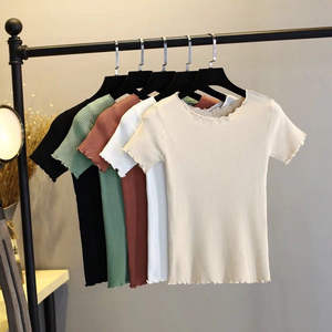 Vente en gros hauts courts unis débardeur fitness t-shirt été mince col feuille de lotus oreille en bois taille haute femmes haut court - Product Image 1