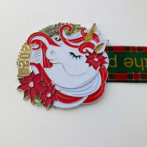 Médaille de marathon coureurs bon marché course de trail virtuelle amusante médaille de <span class=keywords><strong>montagne</strong></span> avec ruban couleur 5k 10k course de course sport - Product Image 2