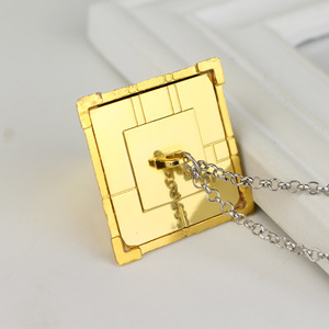 Collar Metálico Dorado de 3cm con el Símbolo Pazuru del Millennium Puzzle para los Fans del Juego YuGi-Oh, Ideal para Cosplay - Product Image 5