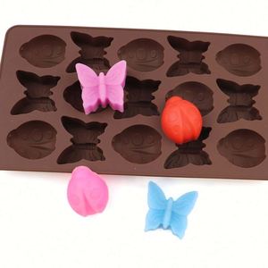 Moule en silicone écologique personnalisé avec logo, 15 cavités, formes d'insectes (papillon et coccinelle), pour chocolat et glaçons, OEM/ODM - Product Image 1