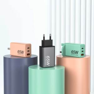 65W Gan ad alta velocità pieghevole scrivania statico USB caricatore da parete con Logo personalizzato pieghevole adattatore per cellulare con protezione OTP - Product Image 4