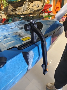 Soporte universal ajustable para buscador de peces Kayak con brazo oscilante, soporte para buscador de profundidad para 1 persona, placa de montaje de transductor de Kayak - Product Image 3