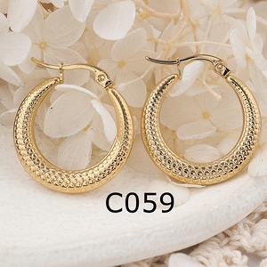 New Fashion 18k Gold Plated Geometric Earring No Fade Irregular Ear Clip Hoop Earrings <strong>Stainless</strong> <strong>Steel</strong> Wholesale Hip Hop <strong>Jewelry</strong> - Product Image 1