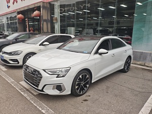 <span class=keywords><strong>Audi</strong></span> A3L 35 Luxury Sedan 14T d'occasion <span class=keywords><strong>2022</strong></span>, faible kilométrage 26 000 km, état premium - Product Image 2