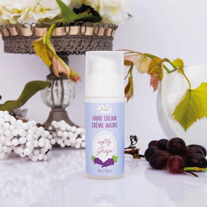 Crema de Manos Badefee 50ml Morada Vegana con Suave Aroma a Uva, Ácido Hialurónico, Vitamina C, Manteca de Karité, Hidratante para Piel Normal - Product Image 2