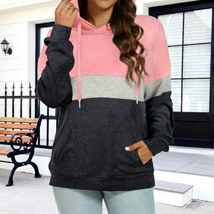 Équipe de service professionnelle surveille les commandes en gros de sweats à capuche en coton personnalisés avec logo pour femmes, directement auprès du fabricant sur mesure. - Product Image 1