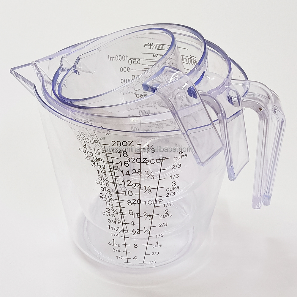 CARAFFA IN PLASTICA TRASPARENTE GRADUATA BROCCA DA LT.1 MISURINO GRADUATO