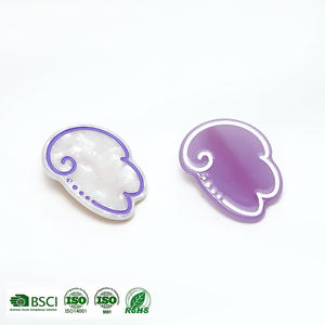 Mini pince à cheveux unisexe de créateur, motif ailes d'ange, blanche et violette, avec strass incrustés, en acétate, vente en gros - Product Image 5