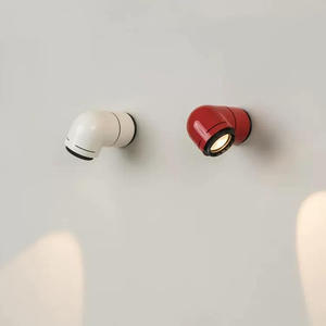 Lámpara de Pared LED Decorativa Giratoria Moderna y Creativa de la Era Espacial para Sala de Estar y Dormitorio - Product Image 4