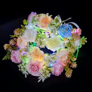 Coronas de Flores Luminosas con Luces LED, Guirnaldas Florales para Novias, Accesorios para Bodas, Cumpleaños, Mardi Gras y Fiestas - Product Image 1