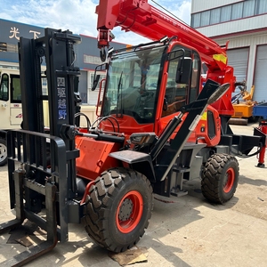 Grúa de Horquilla de Servicio Pesado con Tracción en las Cuatro Ruedas y Neumáticos, con Motor Diésel de 76KW, Caja de Cambios, Bomba y Capacidad de 5 Toneladas - Product Image 1