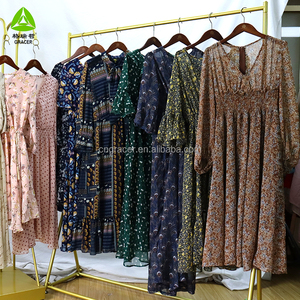 Robe <span class=keywords><strong>vintage</strong></span> vendue <span class=keywords><strong>au</strong></span> <span class=keywords><strong>kilo</strong></span> en vrac, vêtements usagés, vêtements d'occasion, robe usagée, Guangzhou, Chine, Ball - Product Image 6