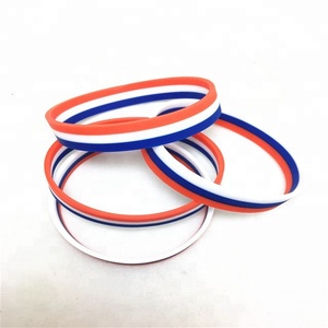 <strong>2026</strong> <strong>Trending</strong> <strong>Product</strong> Three Layers Romania Bracelet En Silicone Personnalisable - Product Image 3