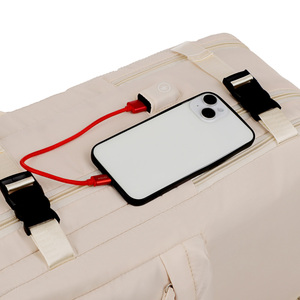 Mochila de Viaje Impermeable con Compartimento para Zapatos, Mochila para Portátil con Logotipo Personalizado y Puerto de Carga USB - Product Image 4