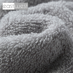 Toalla de Baño EastWest de Alta Calidad, 600gsm, 100% Algodón Orgánico, Tejido de Rizo, Color Sólido, Hipoalergénica, Ecológica, 5 Estrellas - Product Image 6