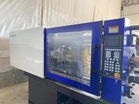 Nouvelle machine de moulage par injection plastique hydraulique 1680 KN avec système de contrôle PLC, capacité de 260-416 cm pour PP/PE/PET