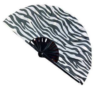 Éventail pliant personnalisé en bambou noir avec logo en tissu – Grand artisanat en bambou sur mesure - Product Image 2