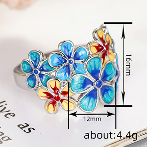 Anello con petali floreali colorati per donna, gioielli da dito alla moda da fata - Product Image 4
