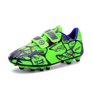 Calzado deportivo informal transpirable y cómodo para niños y niñas, de caña baja, con tacos largos, para competición en césped. - Product Image 1