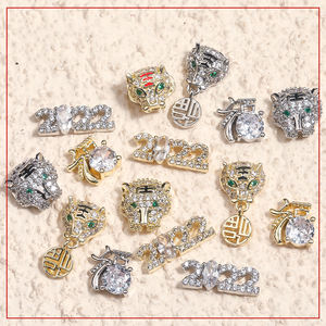Accesorios 3D Nuevo diseño Gold Tiger Rhinestone <span class=keywords><strong>2022</strong></span> Nail Art Charms Zircon para <span class=keywords><strong>uñas</strong></span> - Product Image 2