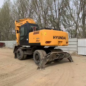 Excavatrice sur pneus Hyundai R210w-7 d'occasion, haute stabilité, 21 tonnes, moteur d'origine, meilleures performances, en vente - Product Image 4