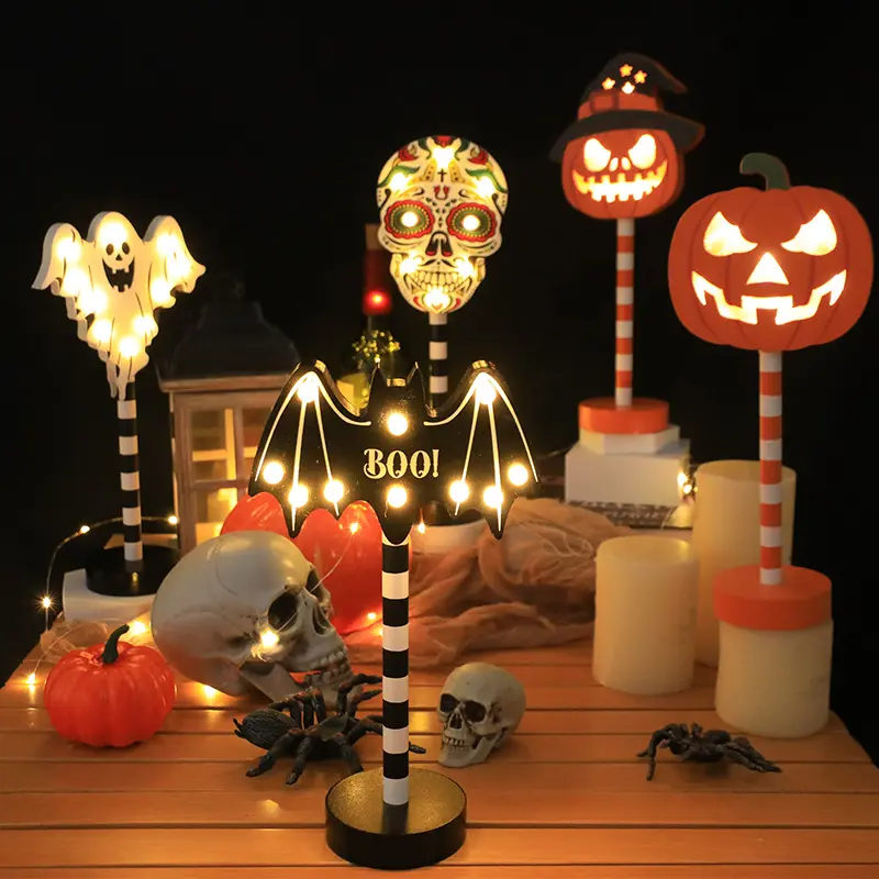 Lampu malam dekorasi kepala tengkorak hantu kayu LED lentera labu Halloween dapat dilepas dekorasi Halloween baru