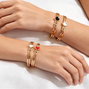 Elegante Brazalete de Acero Inoxidable con Zirconia en Forma de Corazón para Mujer, Brazalete Abrible, Pulsera, Joyería Metálica, Accesorios, Regalo para Fiesta - Product Image 5